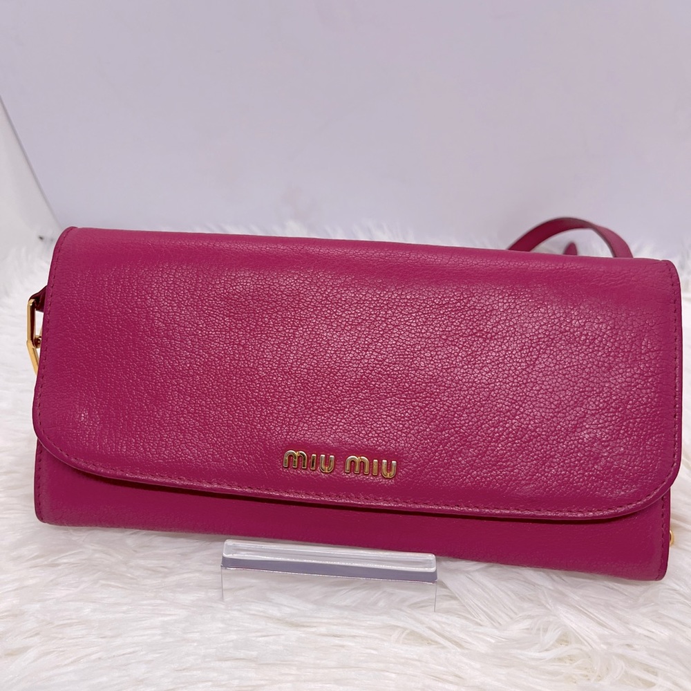 Miu Miu wallet on chain Peonia Pink leather